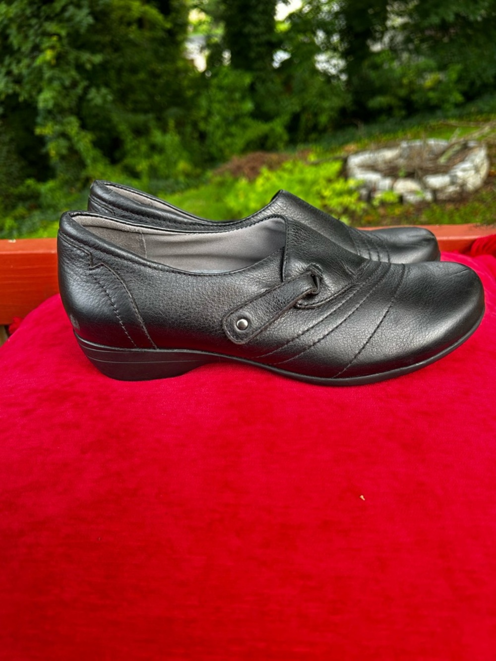 Dansko Black Slip-On Casual Comfort Loafers